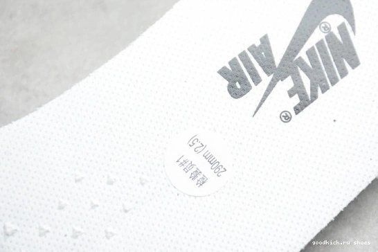 Release 1 x AQ0818-148 Date O-W Air UNC AQ0818-148 Jordan 0419